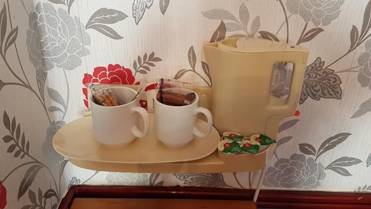 瓦尔丁住宿加早餐旅馆 黑潭 外观 照片